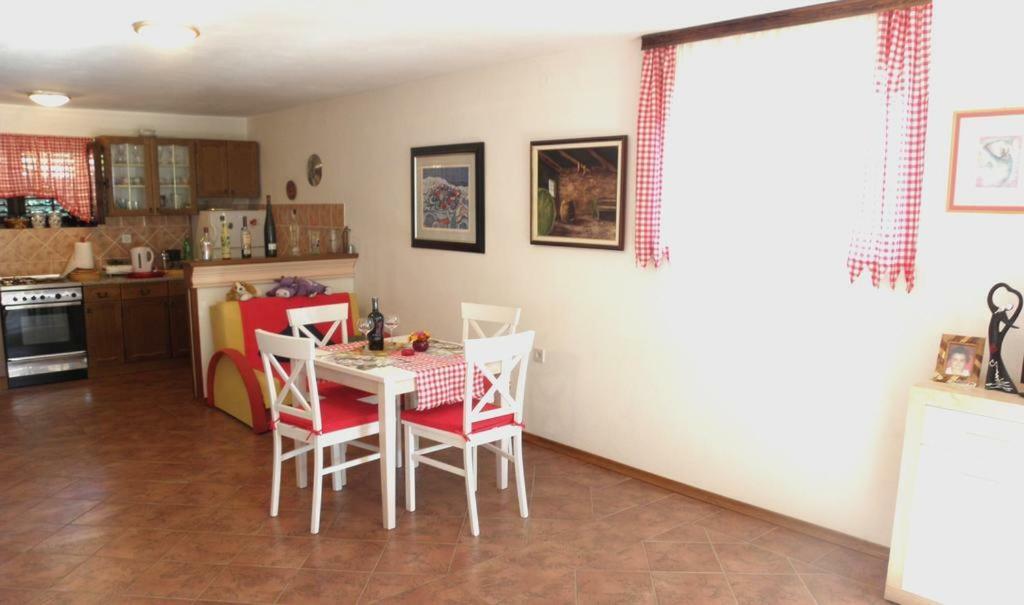 Apartmani Volga Петрчане Экстерьер фото