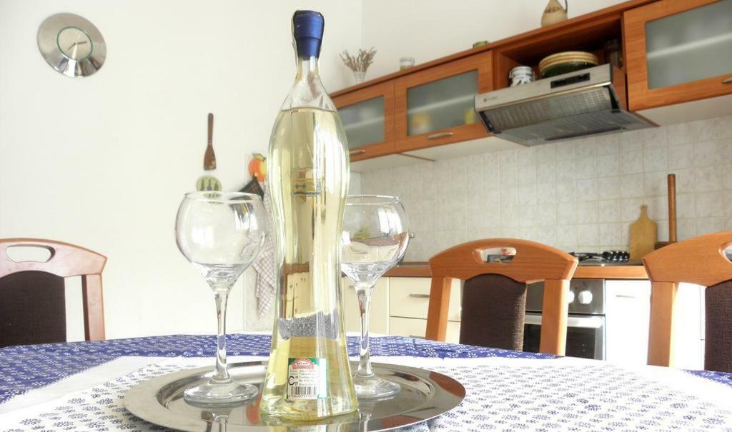 Apartmani Volga Петрчане Экстерьер фото